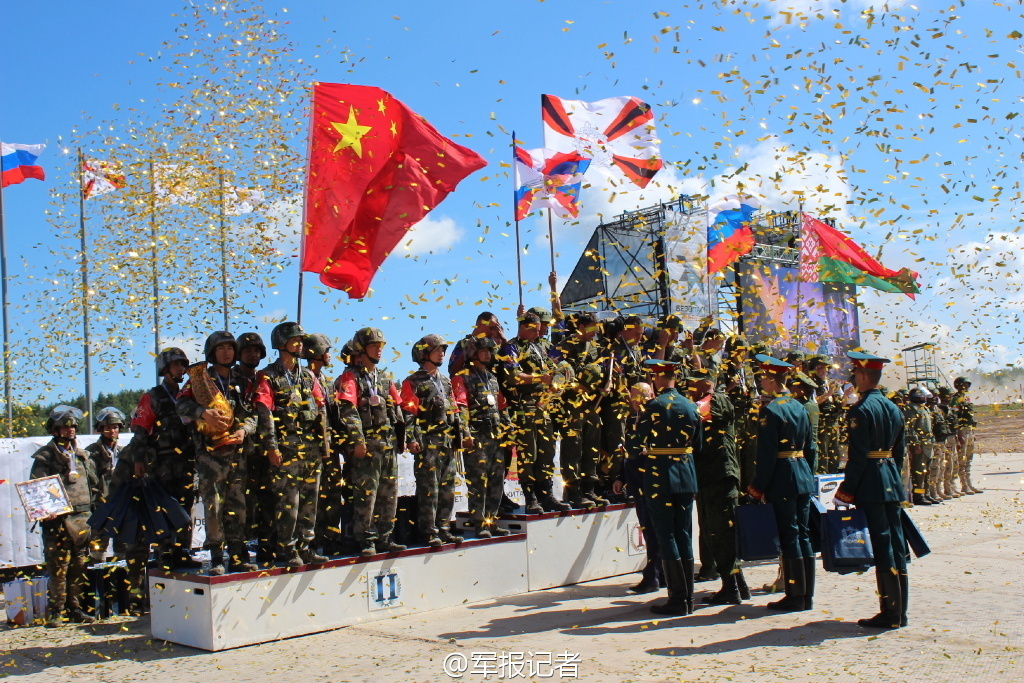 须知少时凌云志，曾许人间第一流；花有重开日，人无再少年 